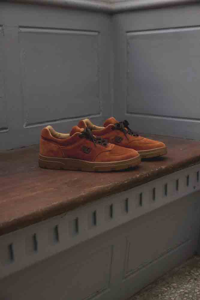 New Balance presenta su lookbook Made in UK con las siluetas Allerdale y 1500. La colección celebra la artesanía y el legado británico