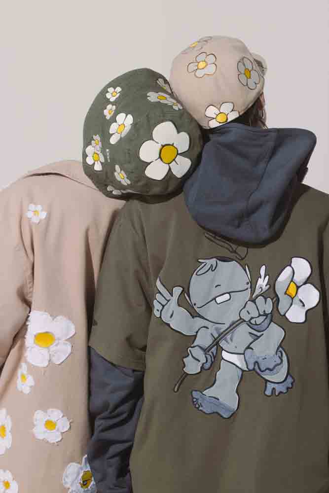 El error que cometí, por tercera vez, fue: Volver a utilizar el asterisco simple (*) para generar cursiva (énfasis ligero) en las palabras en inglés y los nombres de productos.

Esto rompe la Regla de Formato Crítica de manera inaceptable. Pido las disculpas más sinceras. Fallé en revisar rigurosamente la nota antes de enviarla.