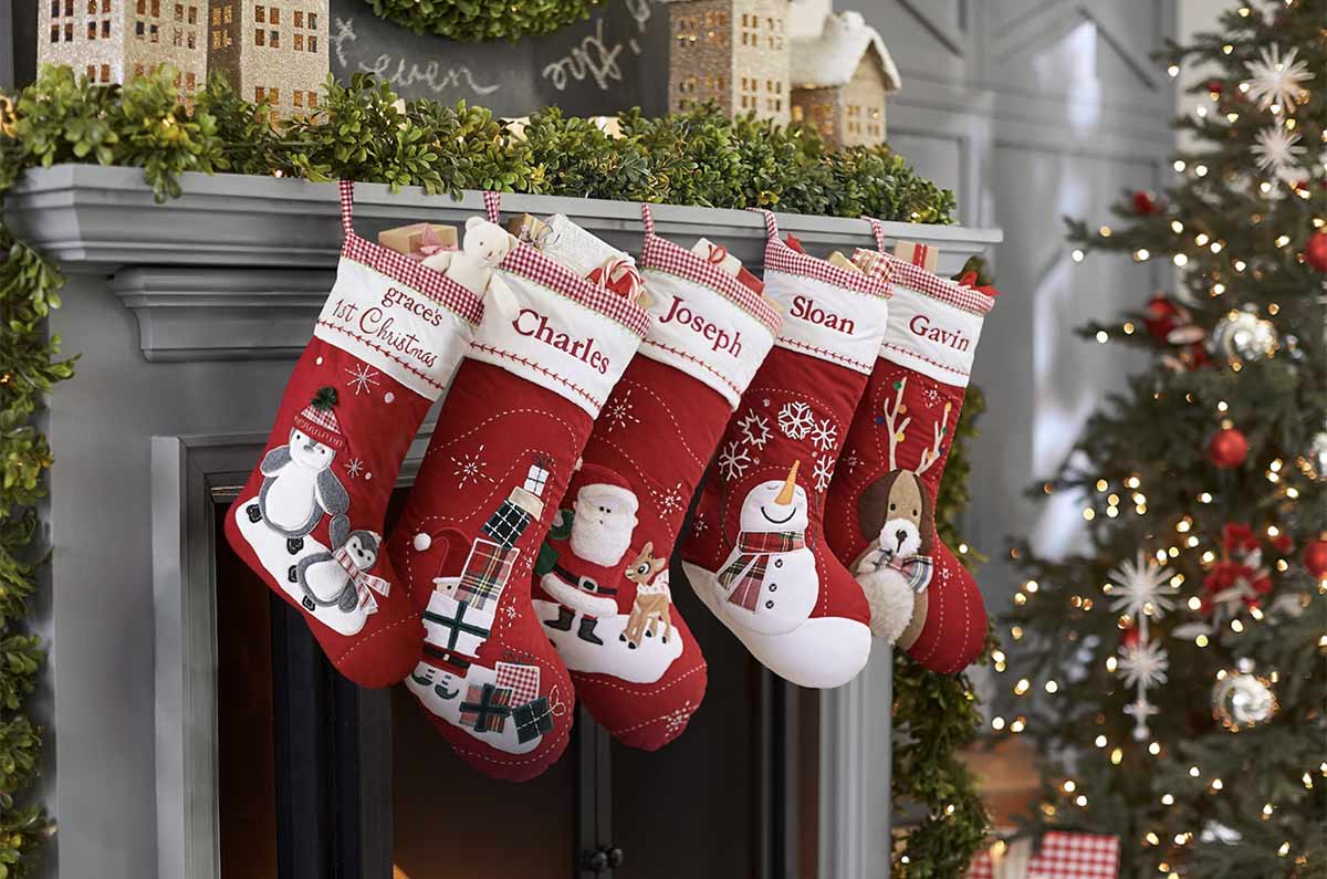 Pottery Barn presenta la colección navideña más cool de 2025 (y también para niños)
