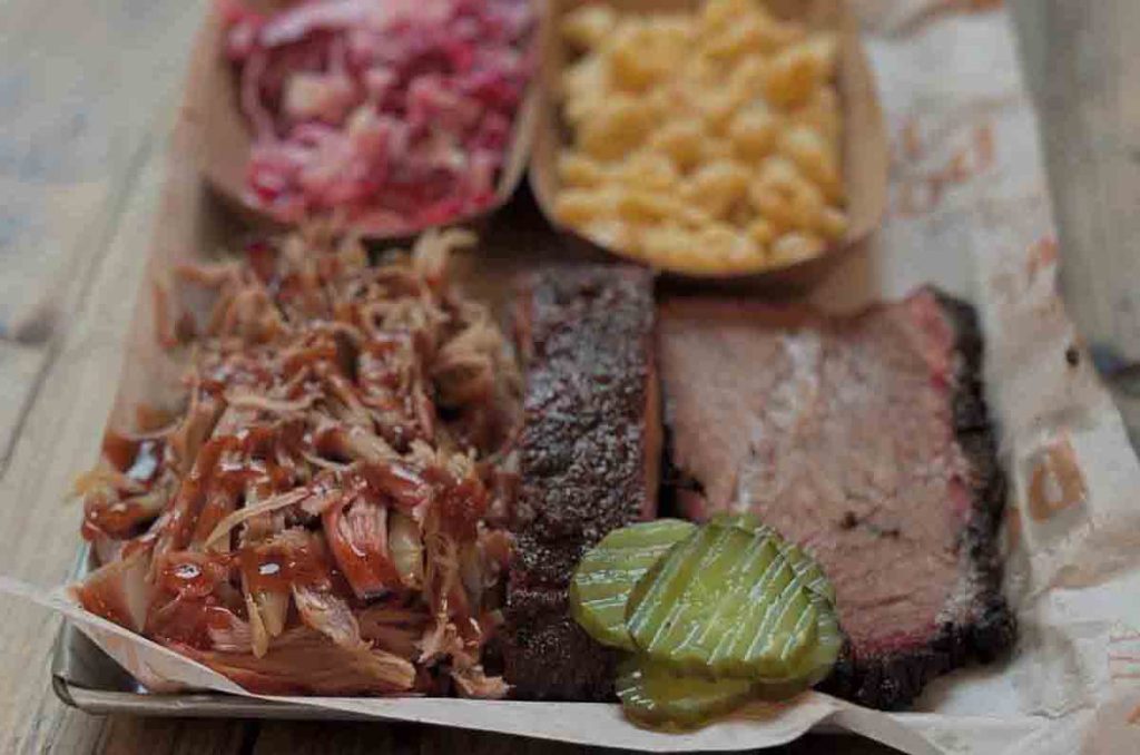 Xeul y su plan de Año Nuevo: Costillas coreanas, y barra libre en la Roma