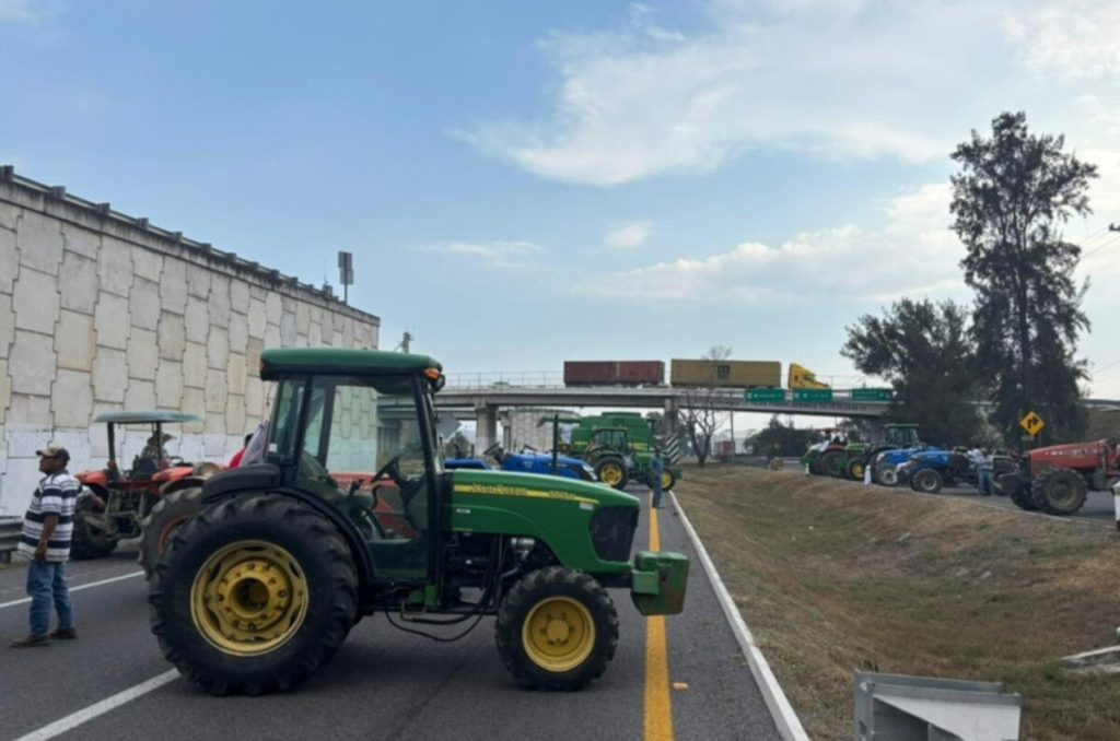 Agricultores y transportistas advierten nuevos bloqueos en carreteras de México