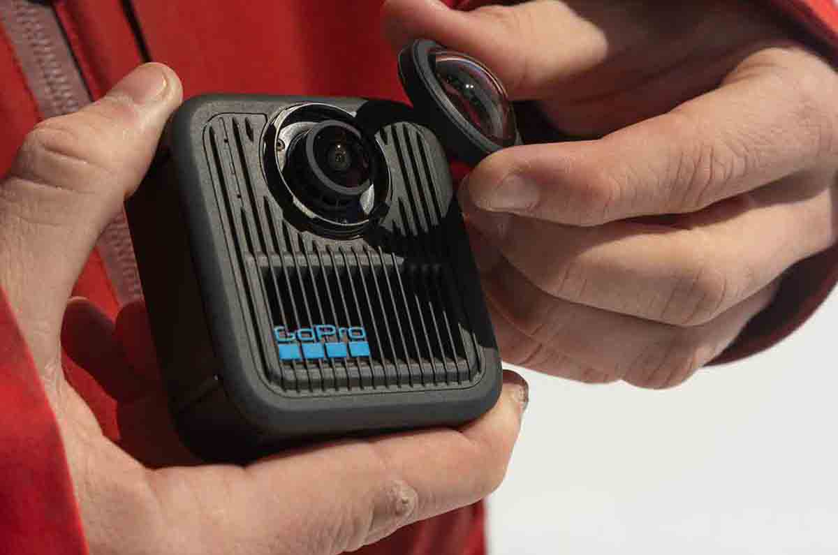 Regalos GoPro 2025: MAX2 con 8K y la nueva LIT HERO con luz integrada