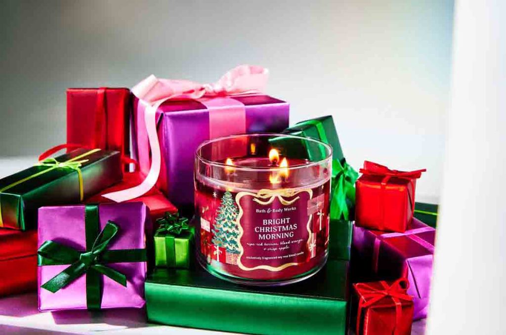Holiday 2025 de Bath & Body Works: fragancias que definen la magia navideña