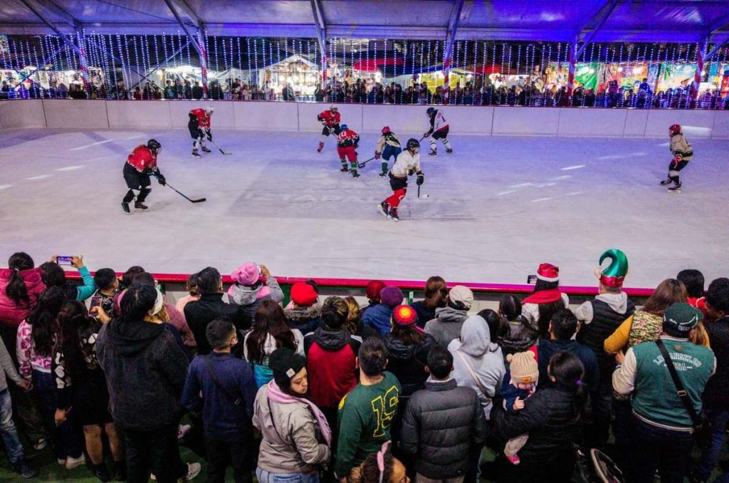 Inauguran pista de hielo en Iztapalapa ¡GRATIS!