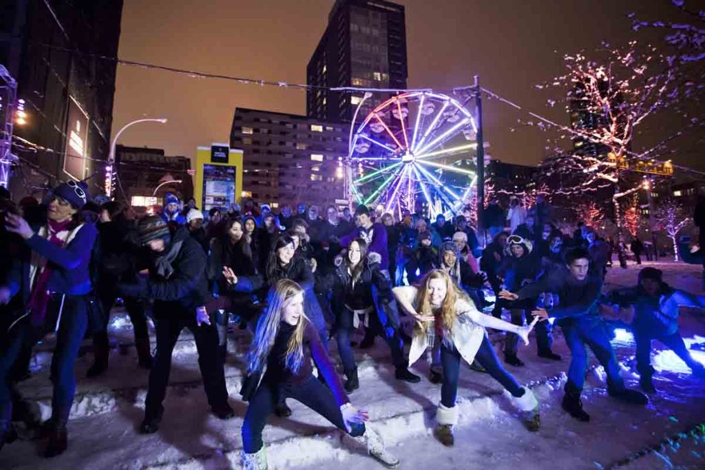 Québec se reinventa este invierno: shows de luces en iglesias, esquí nocturno y rutas sostenibles. Descubre las novedades de la temporada.