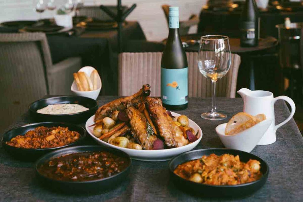 Olvídate de lo tradicional. Nami, el sake de Culiacán, propone maridajes únicos para romeritos, pavo y bacalao en esta temporada festiva.