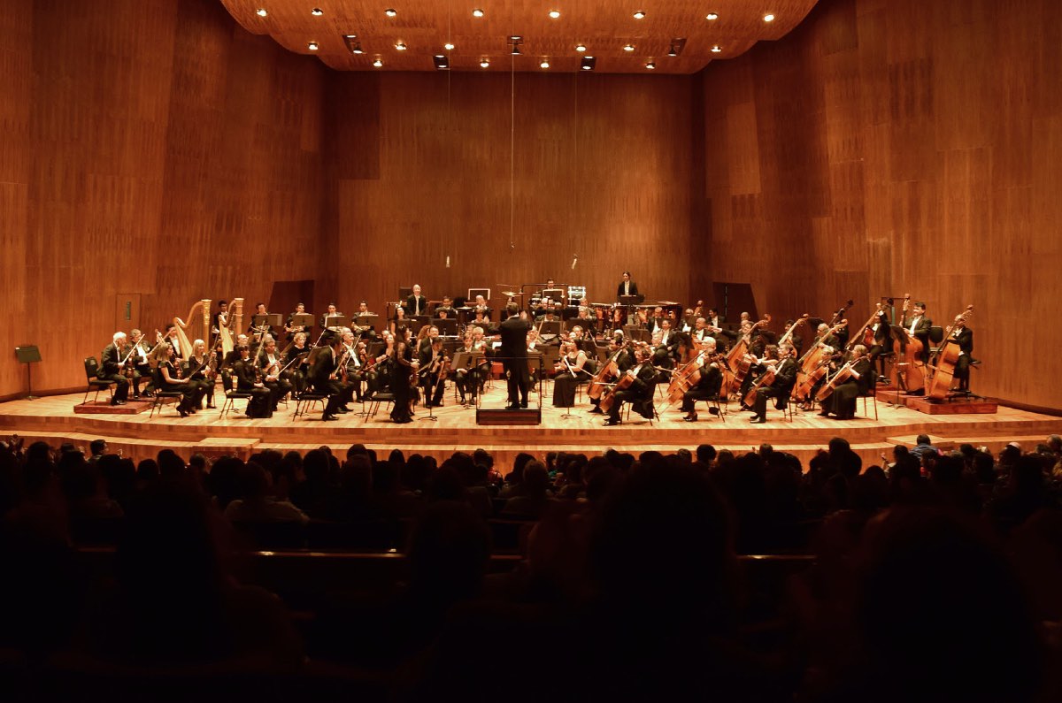 8m-en-ciudad-de-mexico-concierto-sinfonico-ofcm-2026-silvestre-revueltas