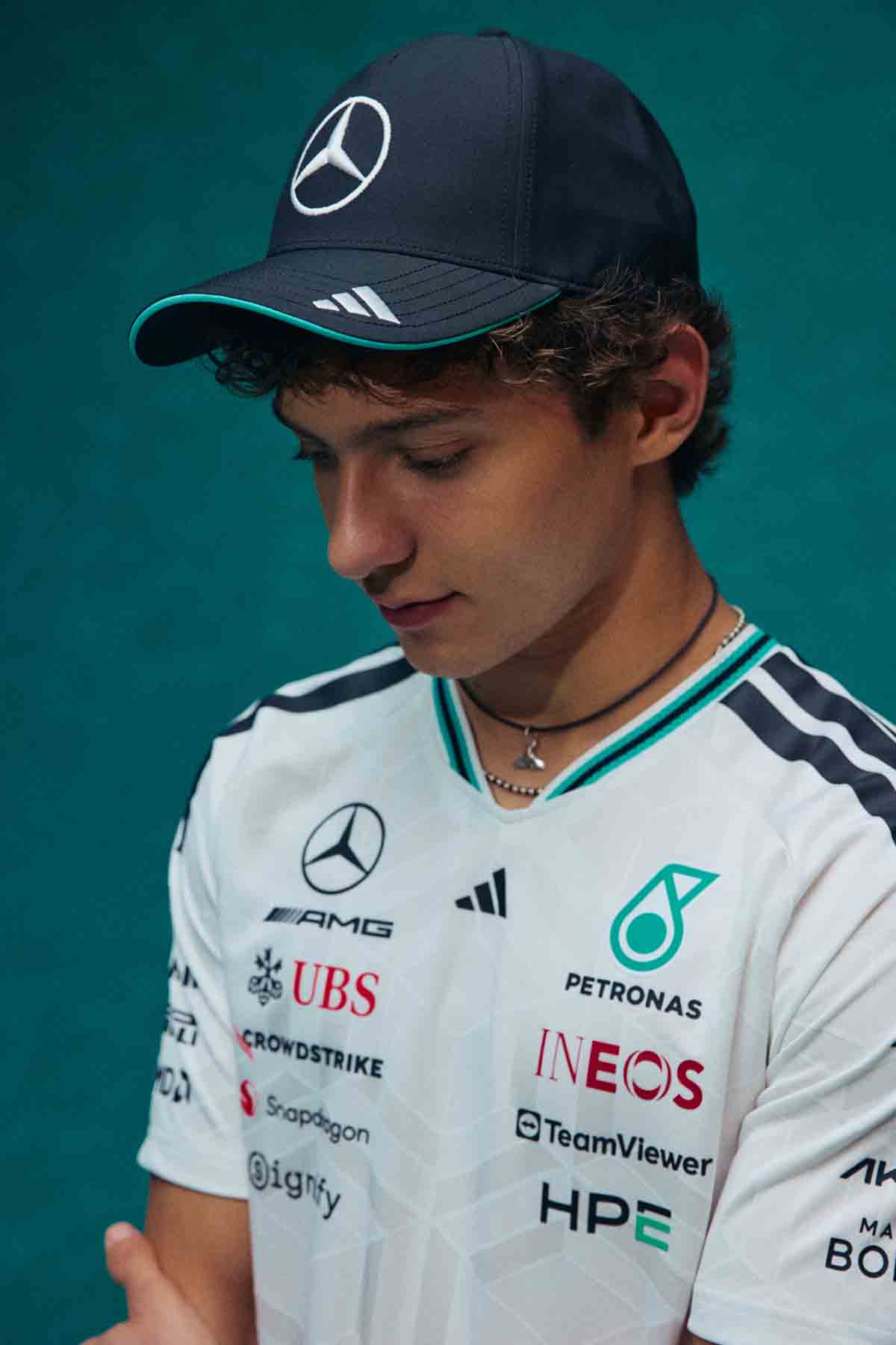 adidas-x-mercedes-amg-petronas-2