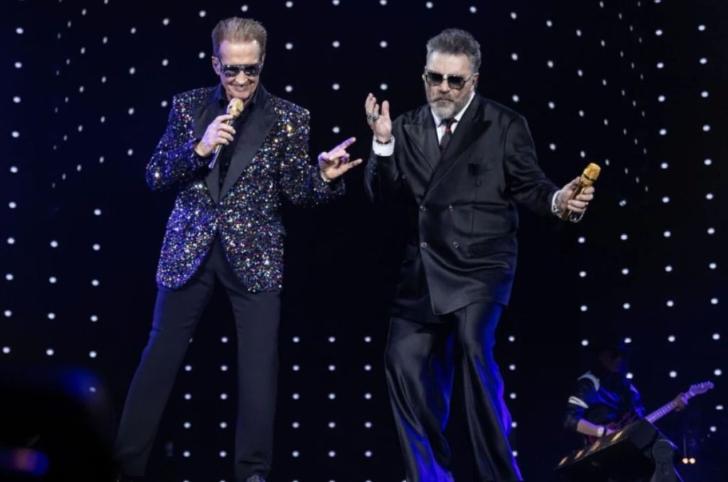 Concierto especial de Emmanuel y Mijares en los Jardínes de México