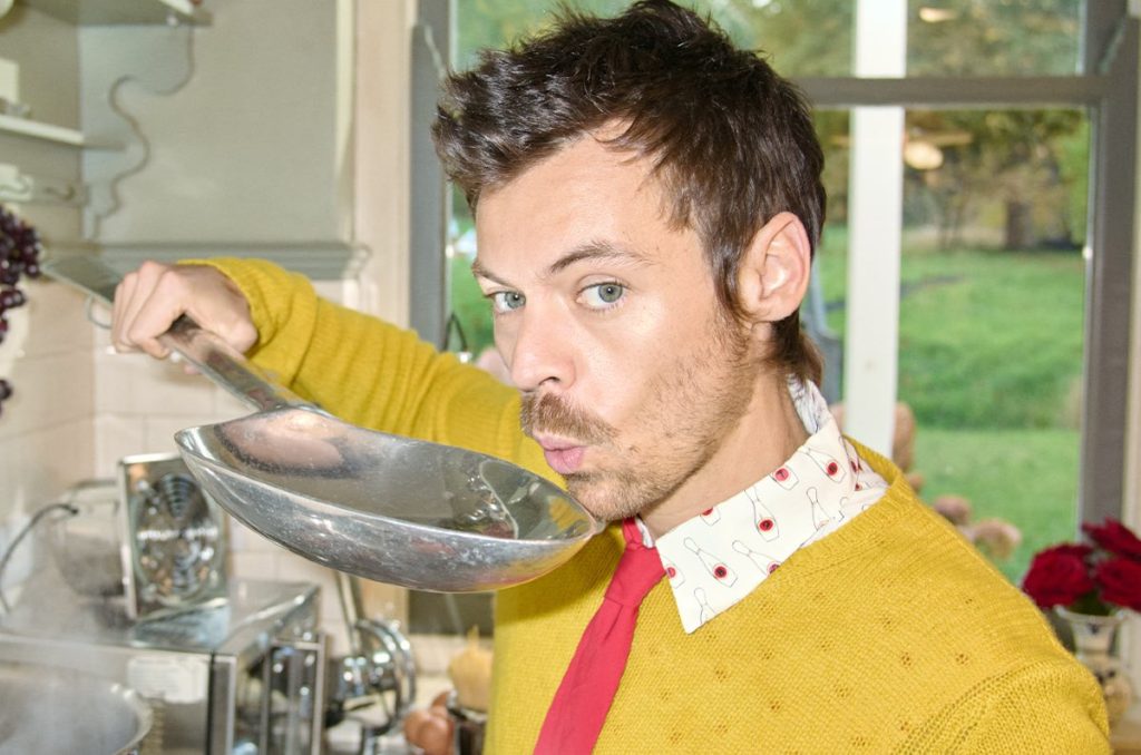 Harry Styles nuevo álbum Kiss All The Time estreno, tracklist y gira