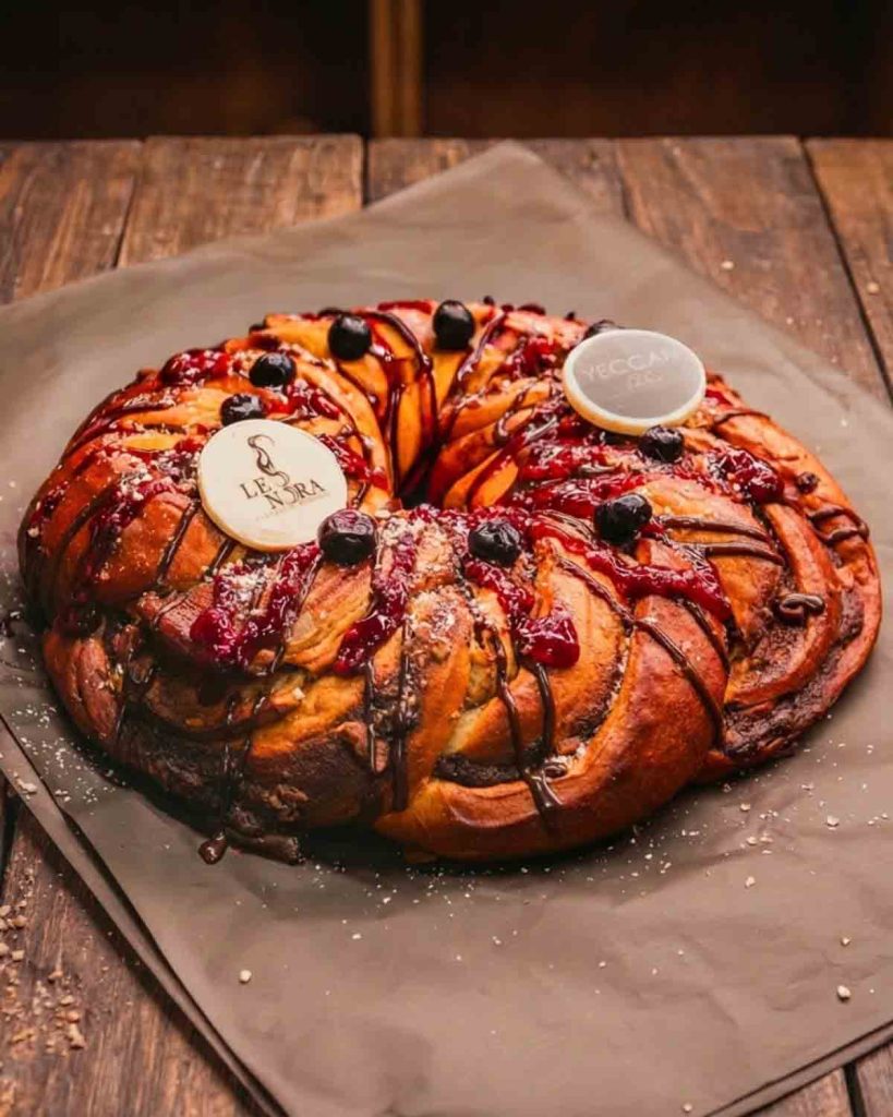 Prueba la nueva Rosca de Reyes de Yeccan y Leonora Panadería, una pieza artesanal con cerveza stout y chocolate