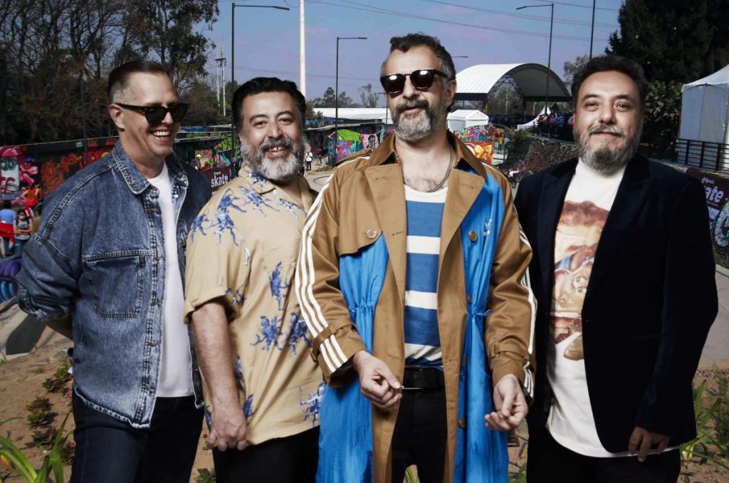 Ruido Joven 2: ¡Bandas arman tianguis de merch en Chapultepec!