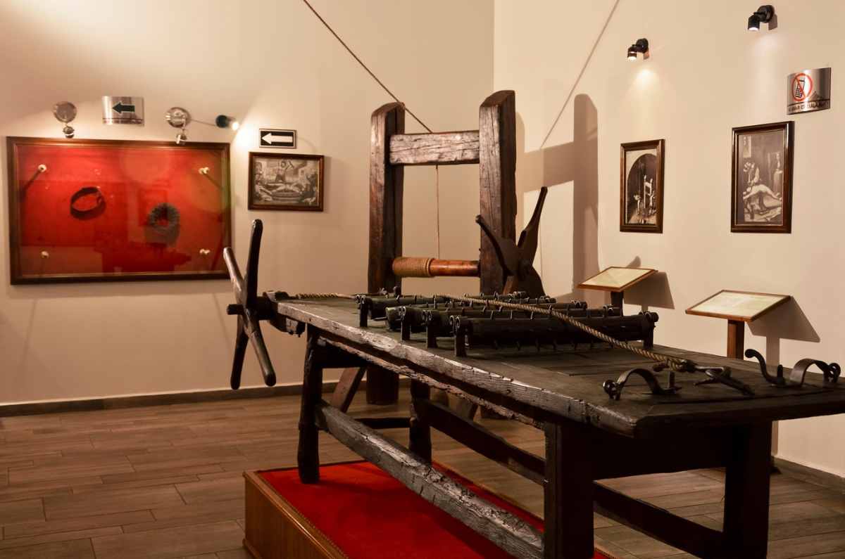 13. Museo de la Tortura y Objetos de Castigo