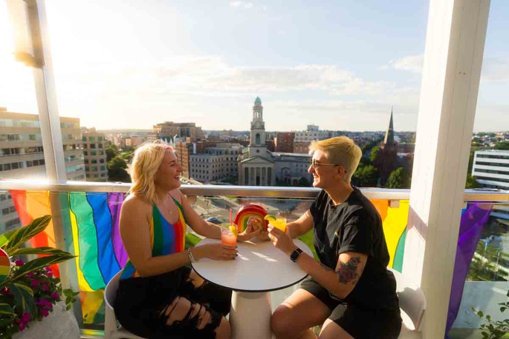 La capital de Estados Unidos lidera el listado de Love Inc. como el lugar ideal para celebrar el amor con total libertad y mucho estilo.