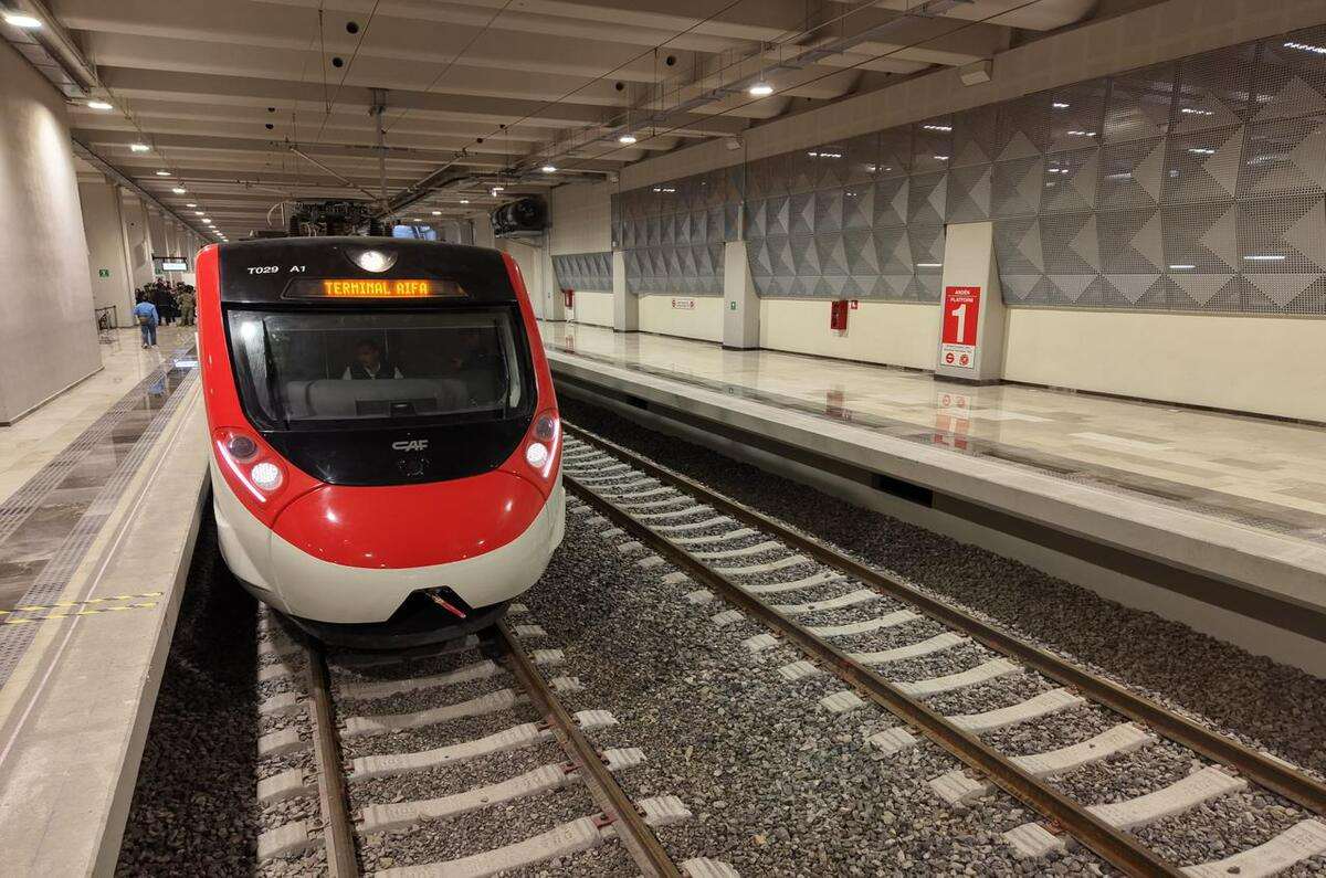 Confirman retraso en la apertura del Tren Suburbano al AIFA
