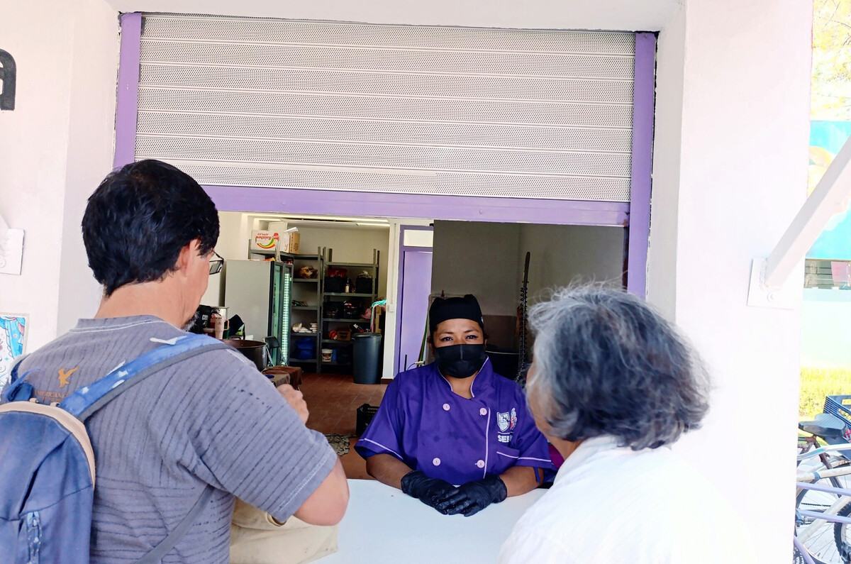 Dónde comer por solo $11 en CDMX: conoce los comedores comunitarios de la Utopías