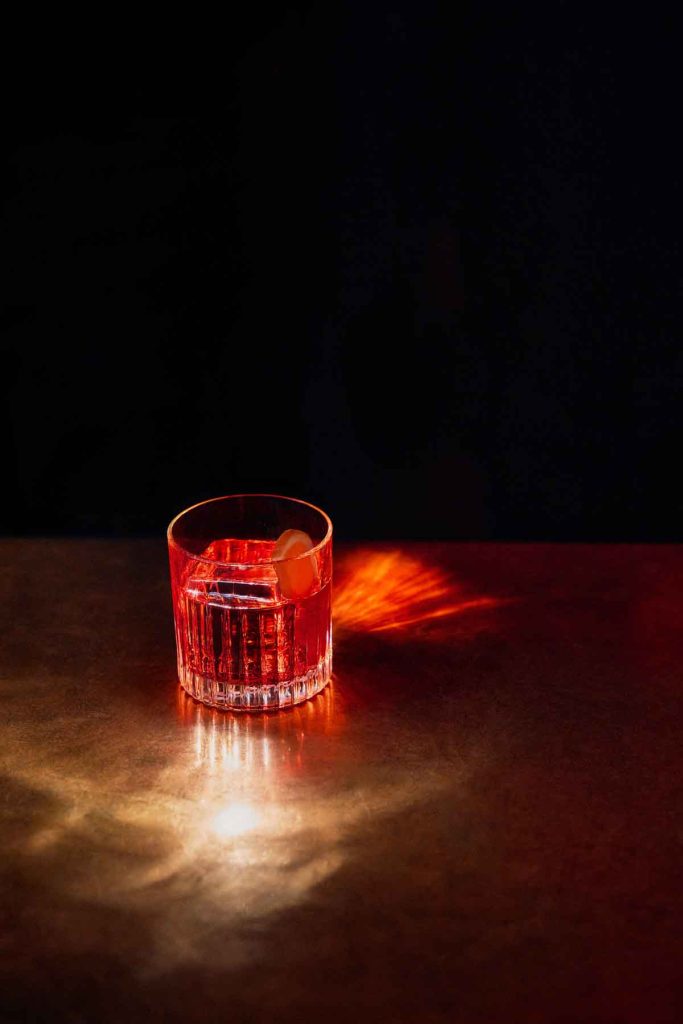 Conoce los requisitos y fechas clave para coronarte en el torneo de mixología que busca la versión moderna del coctel más famoso del mundo.