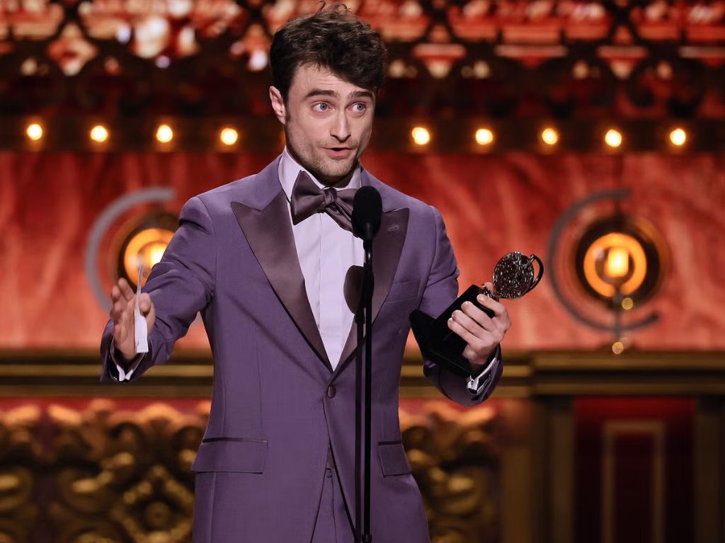 daniel-radcliffe-broadway
