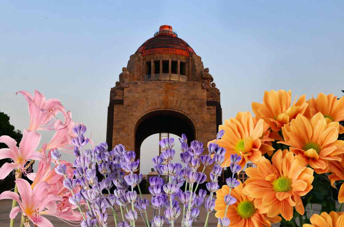 Festival de las Flores 2026 llenará de color el Monumento a la Revolución