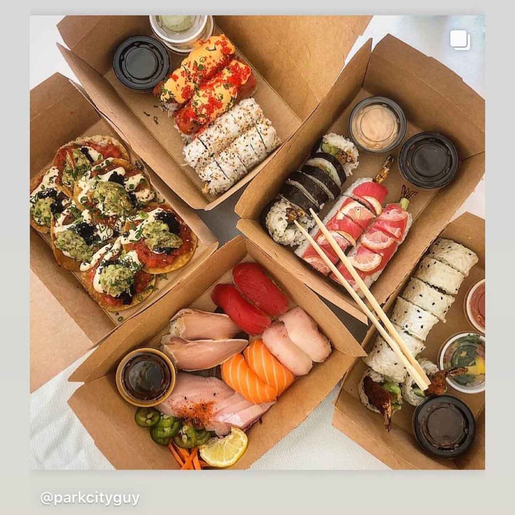 Los mejores 7 restaurantes de Park City: comida japonesa, bares, walking tours cocteles, y dónde vivir el apres ski