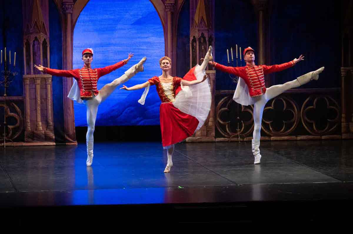 El Ballet de Kiev regresa a México con El lago de los cisnes