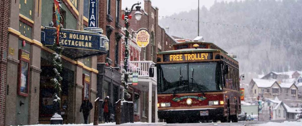 Park City no siempre fue este paraíso de lujo y alfombras rojas de Sundance. Antes de que llegaran los esquís de diseño y las celebridades