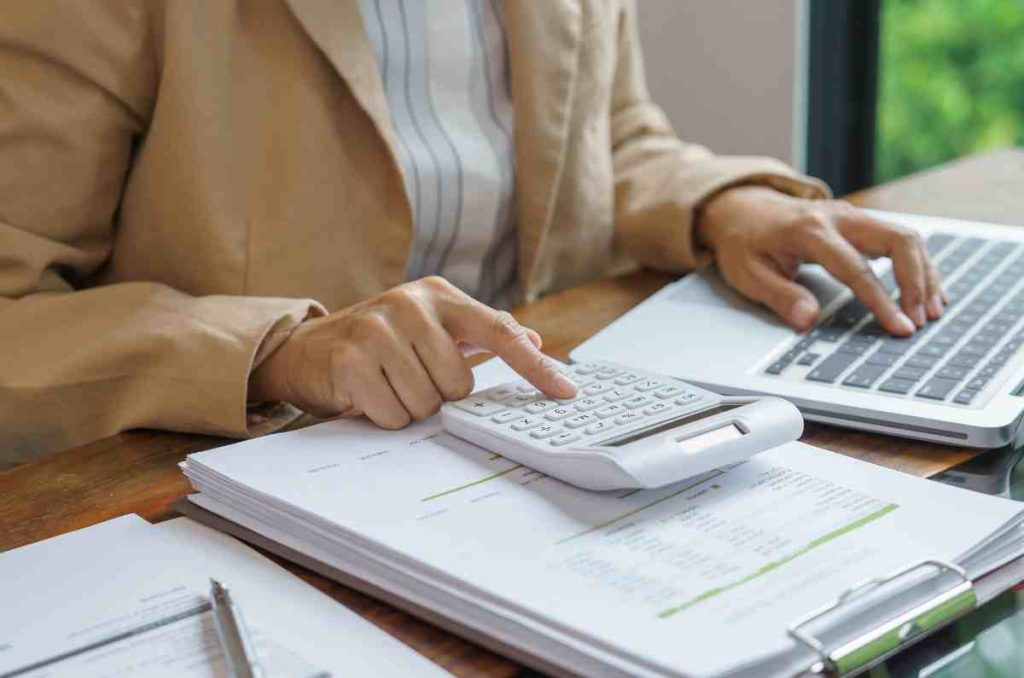 Cómo usar el simulador del SAT antes de hacer tu declaración anual