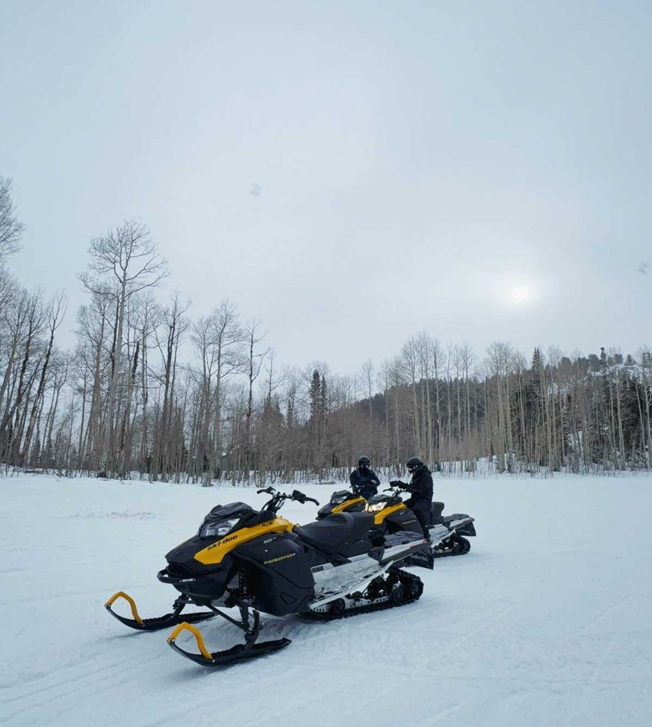 Todo lo que debes saber para una mañana de snowmobling: dos horas de adrenalina con las mejores vistas de Park City