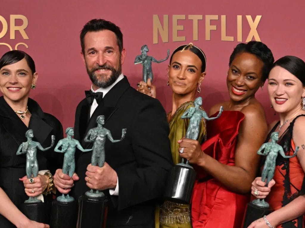 the-pitt-sag-awards-2026-1