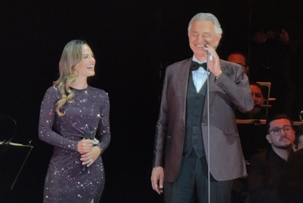 Andrea Bocelli reunió a más de 300 mil personas en el Zócalo gracias a Banco Plata 0