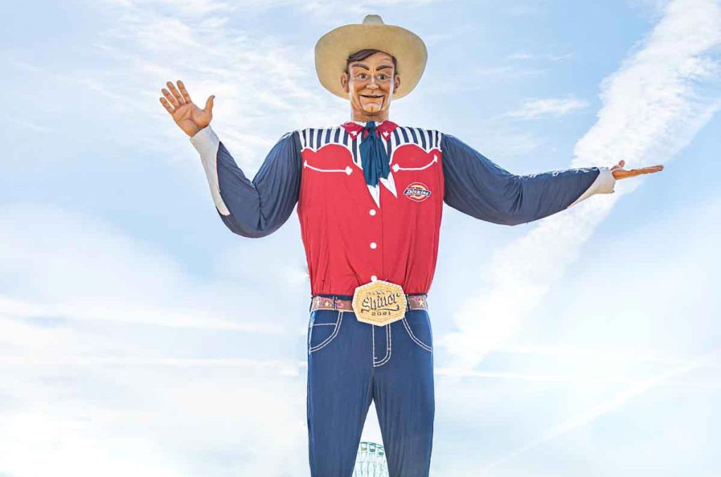 Checa las fechas de los nueve partidos en el AT&T Stadium, los detalles del Fan Festival gratis en Fair Park y la agenda cultural de Dallas.