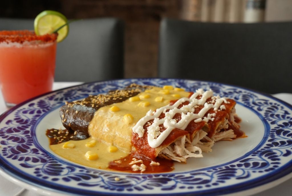 La Finca: Un oasis gastronómico en el camino, la parada oblicada donde los sabores reconfortan y las porciones sorprenden 1