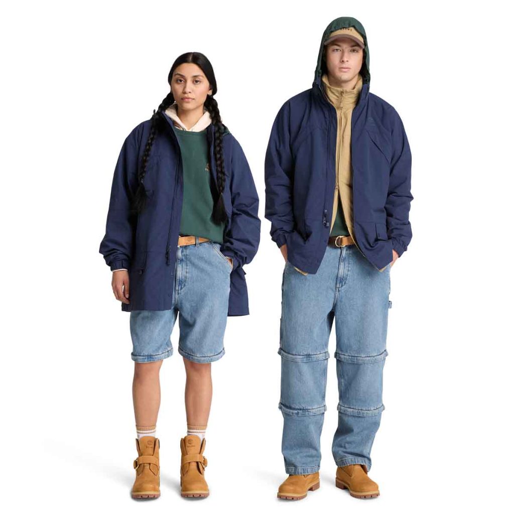 La cápsula conmemorativa incluye botas de piel nubuck, prendas de archivo y accesorios exclusivos