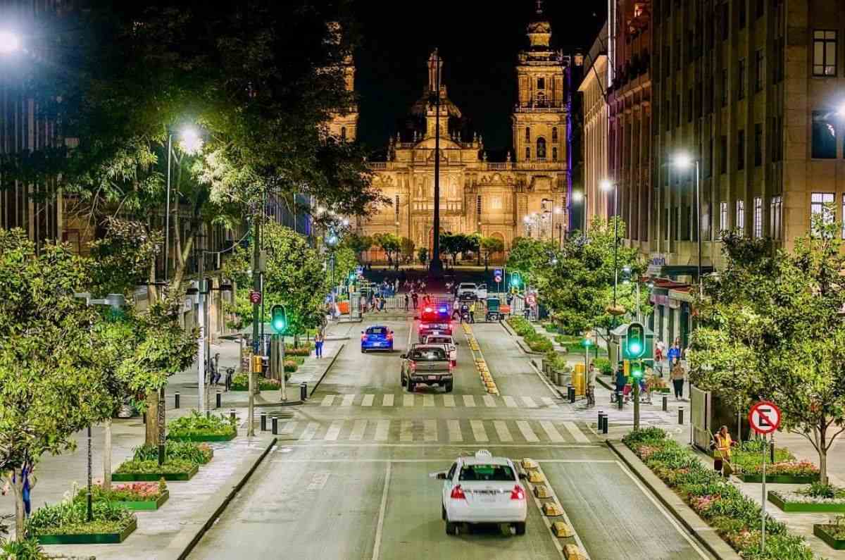 El Centro Histórico se pone guapo con nueva iluminación en calles y edificios