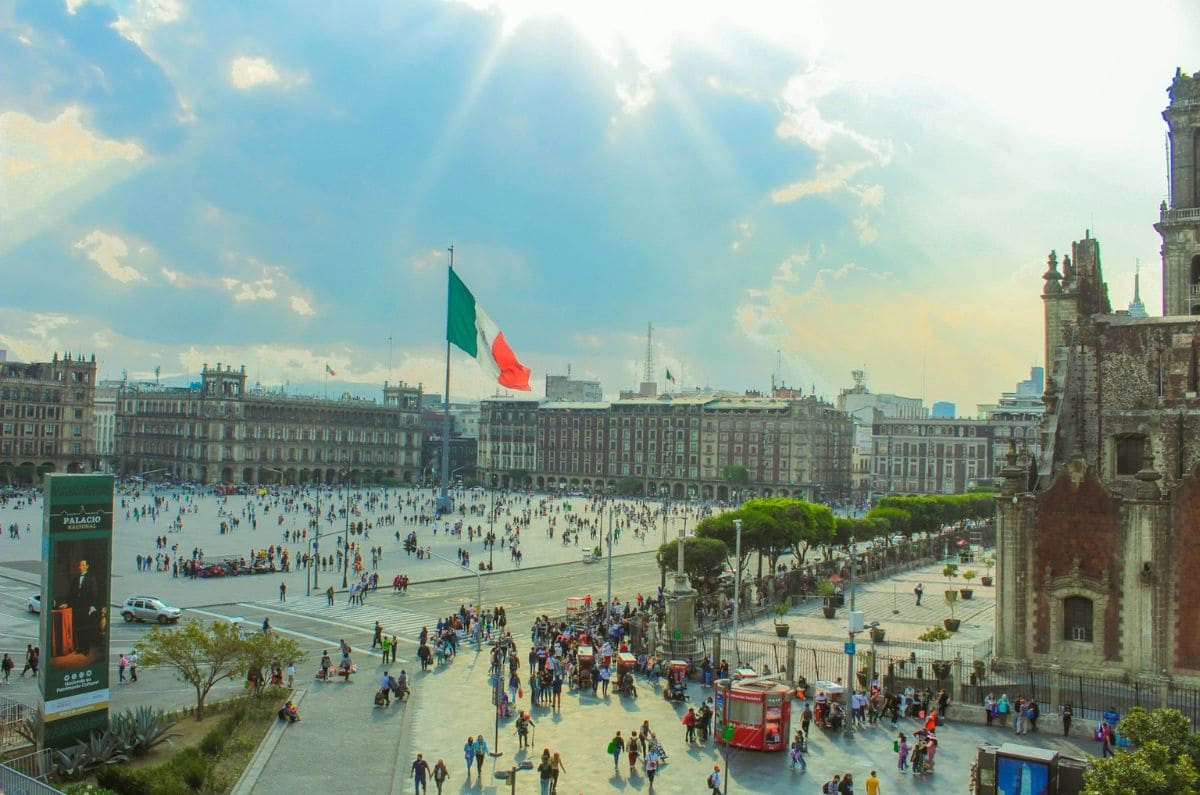 Sal con paraguas y bloqueador: Así será el clima en CDMX hoy