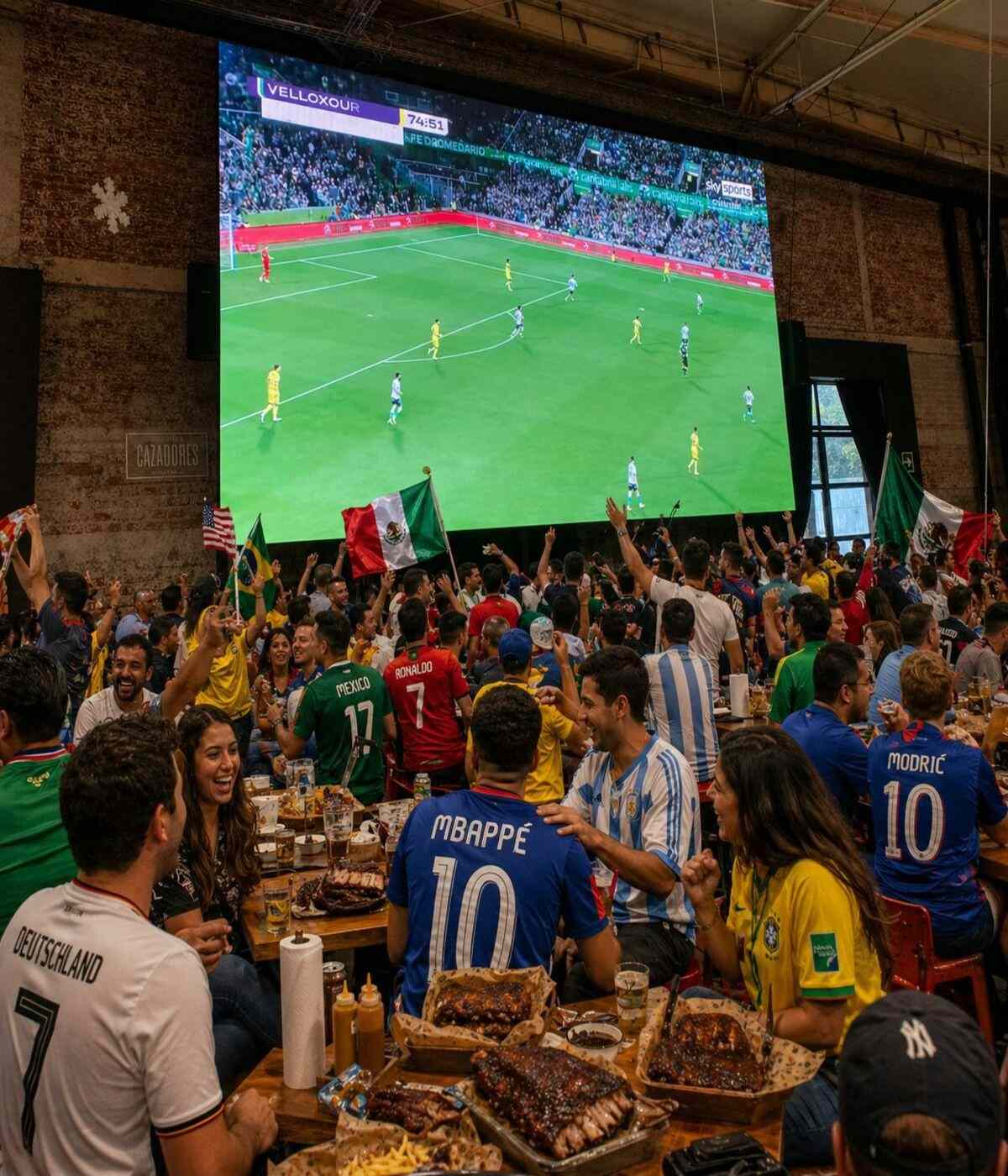 Pinche Gringo Fan Fest mundialista en CDMX