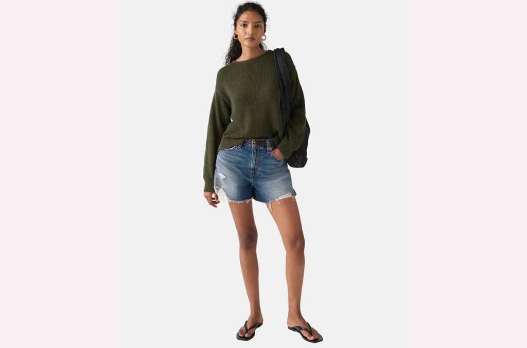 Encuentra jeans de tiro alto y chamarras clásicas en la nueva selección de Levi's para celebrar a mamá con una imagen cool el 10 de mayo