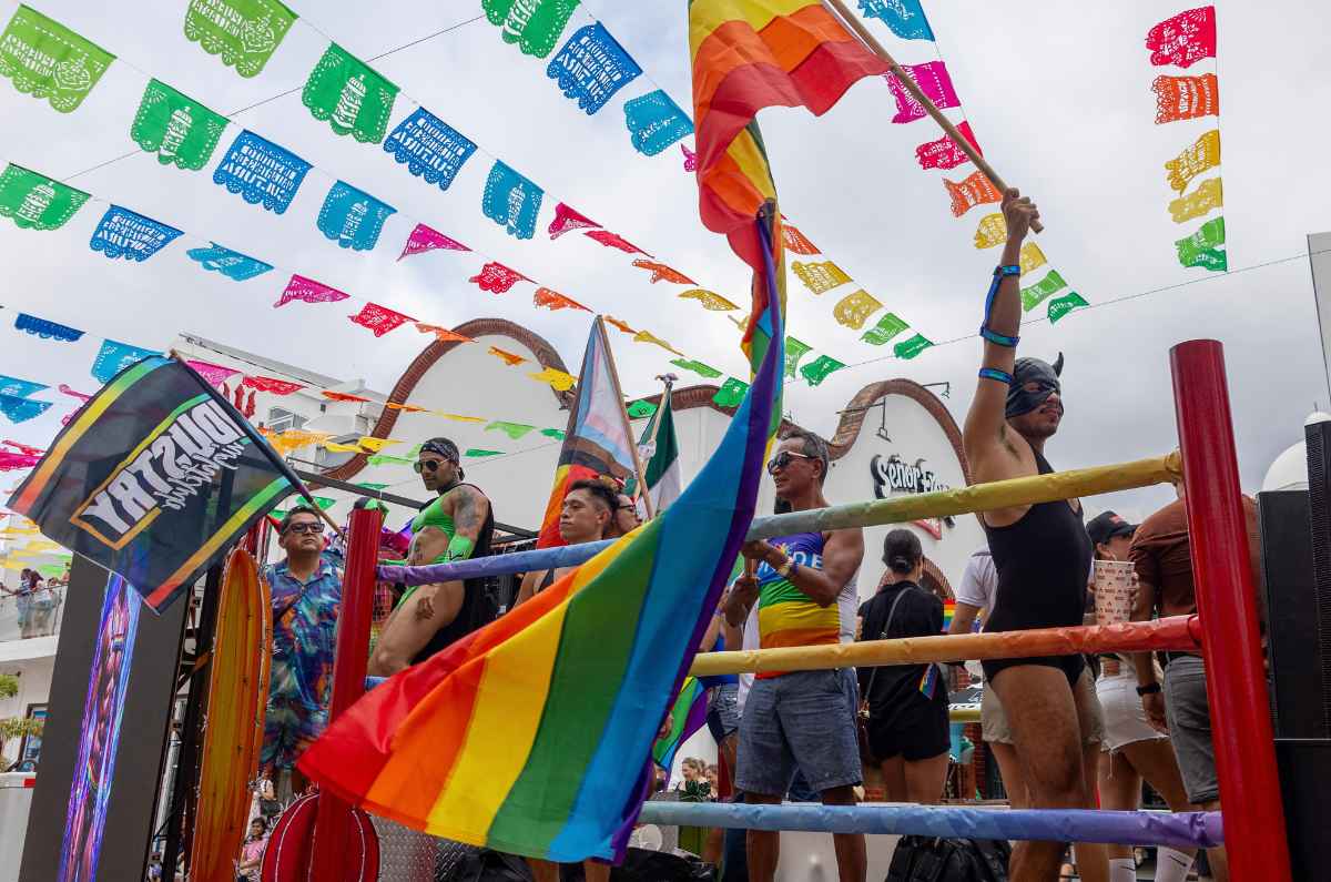 Así se vivió el Vallarta Pride 2026: marcha, fiesta y el gran show de Fey