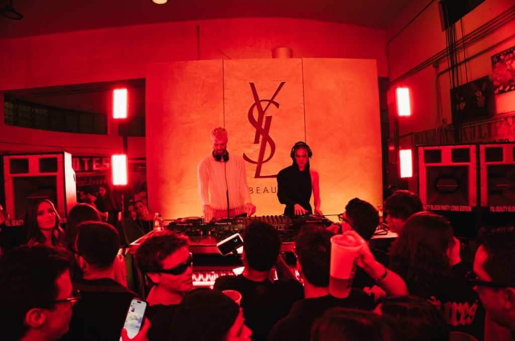 YSL Beauty lanza Libre Berry Crush celebrando la cultura mexicana en su Block Party en CDMX