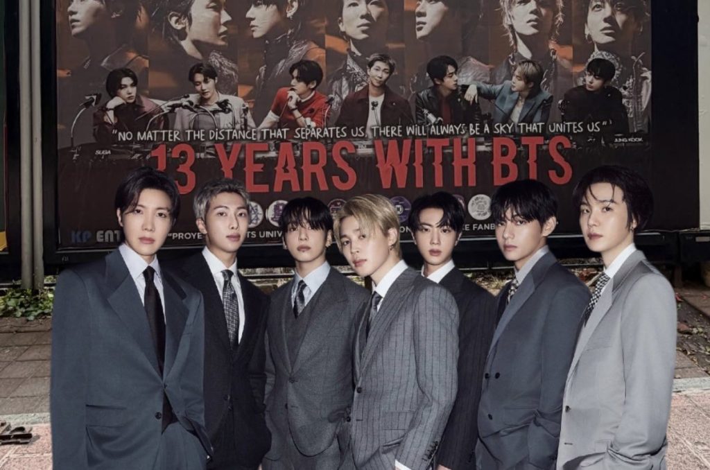 ¿Eres ARMY? Festeja 13 años de BTS con este banner en México