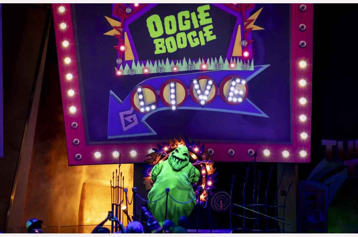Disneyland estrena su cartelera de Halloween Time y Plaza de la Familia