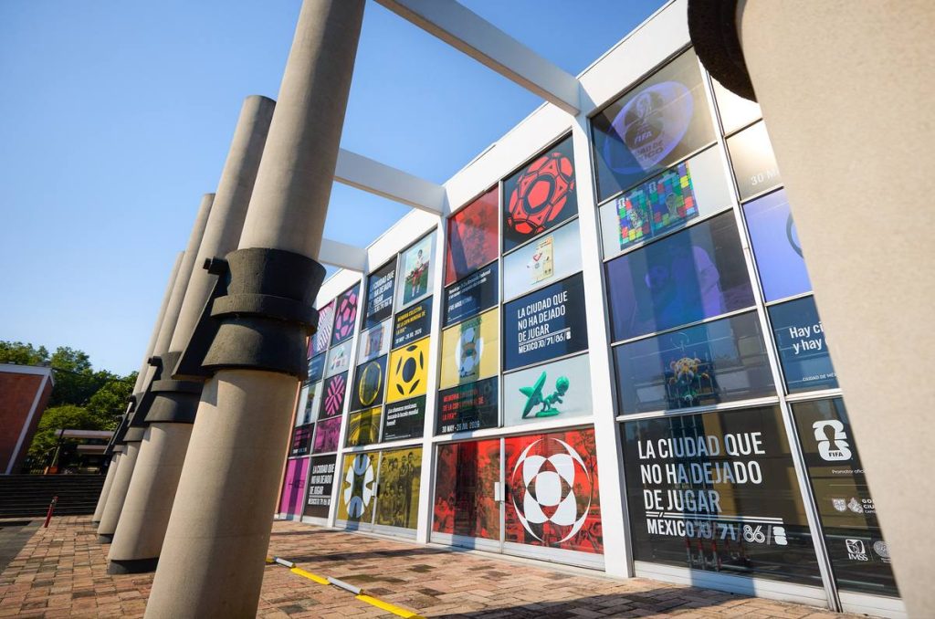 Expo del Mundial en CDMX: ve objetos históricos de Pelé y vive una experiencia con Hugo Sánchez