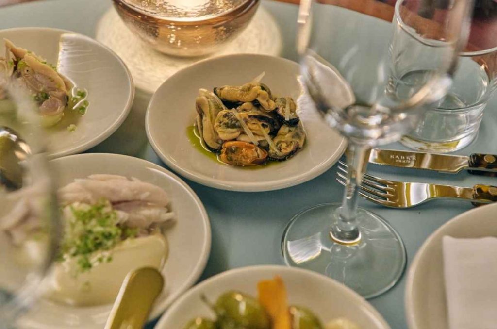 Ideal: el restaurante- bar donde el diseño importa tanto como lo que llega al plato